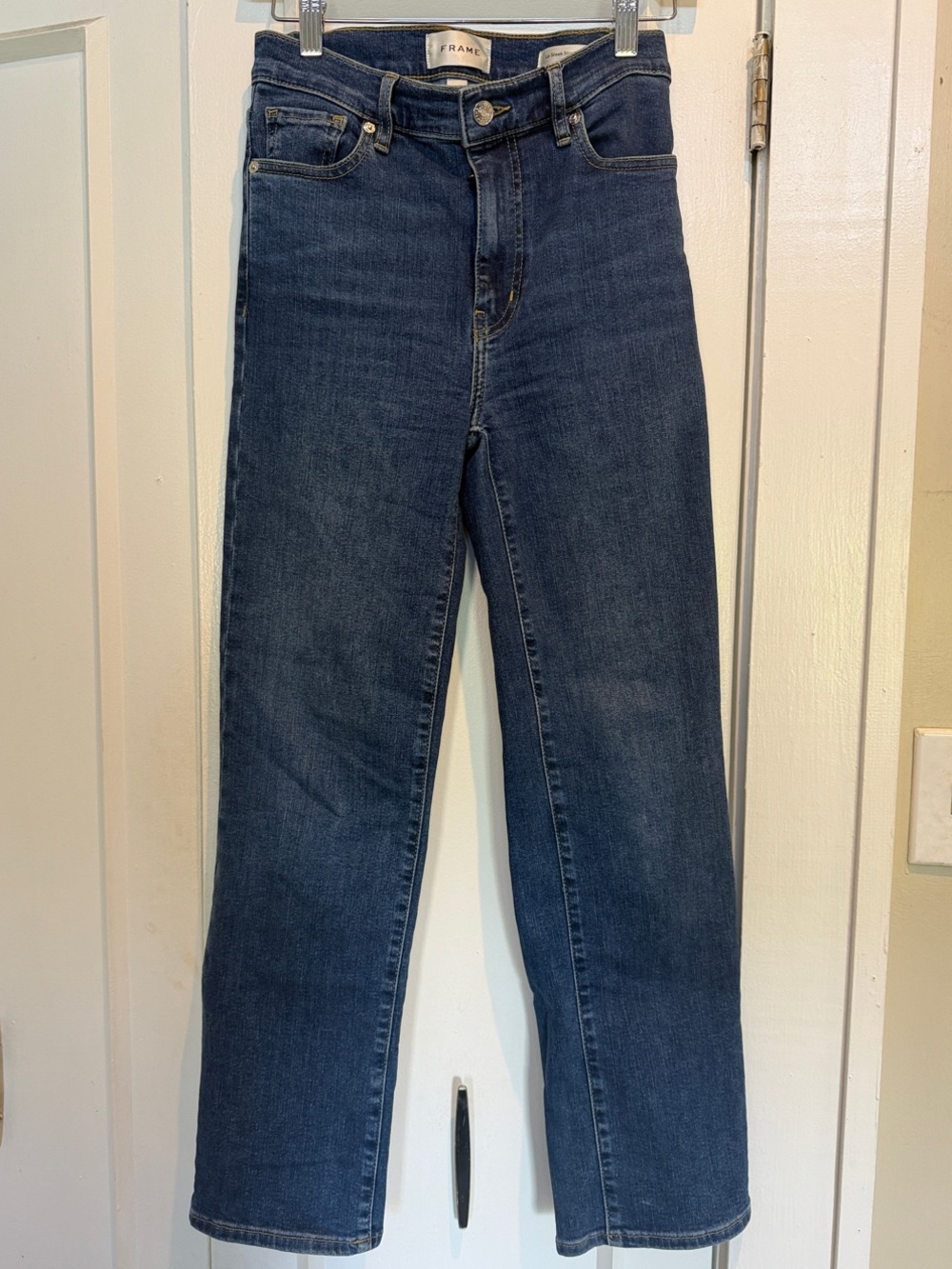Frame Denim | Size 25 Le Sleek Straight jeans in medium indigo wash